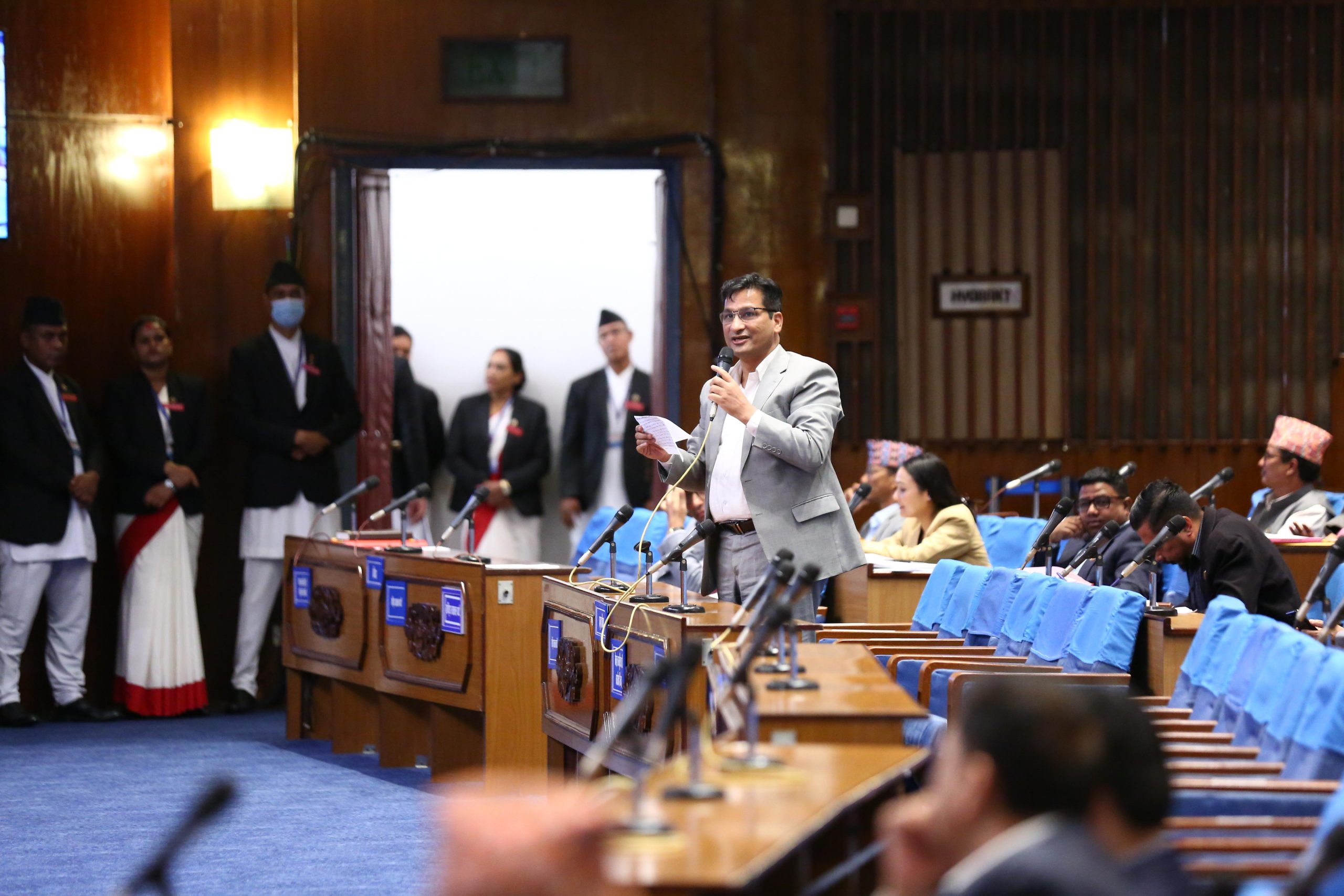 स्वास्थ्य क्षेत्रमा जनशक्ति थप गर्न सांसद बस्नेतद्वारा सरकारको ध्यानाकर्षण