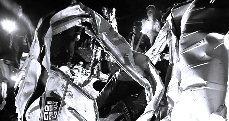 मनकामना दर्शन गरेर फर्केको ईभी माइक्रो दुर्घटनामा परेर मृत्यु हुनेको संख्या ७ पुगे